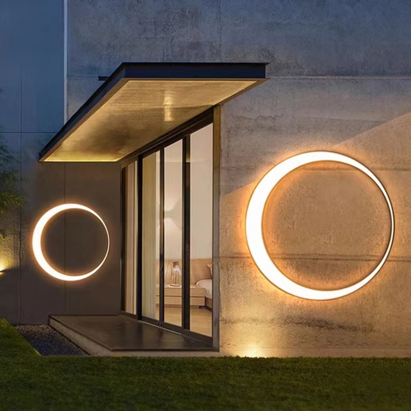 Modern wall light, outdoor pat - Outdoor Lighting With Outlet reseña y precio